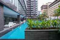 Swimming Pool Minimalist and Strategic 1BR at Tamansari Semanggi Apartment