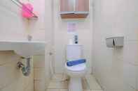 Toilet Kamar Highest Value 2BR at Lagoon Resort Apartment