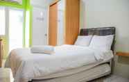 Kamar Tidur 3 Stylish and Comfortable Studio Green Pramuka Apartment