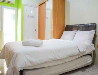 Kamar Tidur 2 Stylish and Comfortable Studio Green Pramuka Apartment