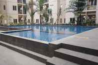 Kolam Renang Compact Studio Room at Sudirman Suites Apartment