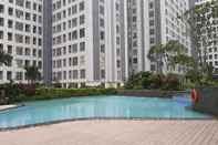 Swimming Pool Strategic Studio Apartment with Extra Bed at M-Town Residence