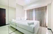 Kamar Tidur 4 Spacious and Comfy 2BR Nifarro Park Apartment