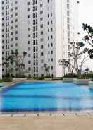 SWIMMING_POOL Best View 2BR Apartment at Bassura City