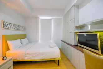 Bedroom 4 Modern Style Studio Apartment at Azalea Suites with City View