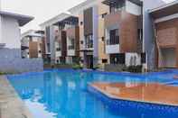 Kolam Renang Cozy 1BR Asatti Apartment