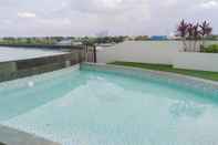 Swimming Pool Comfy and Minimalist 1BR Patraland Urbano Apartment near Bekasi Station