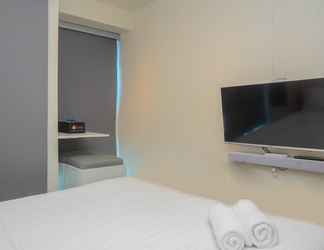 Kamar Tidur 2 Best Studio Room with Wall Bed Tifolia Apartment