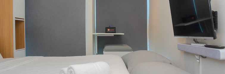 Kamar Tidur Best Studio Room with Wall Bed Tifolia Apartment