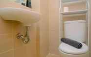 Toilet Kamar 3 Minimalist with City View 2BR Apartment at Casablanca East Residences
