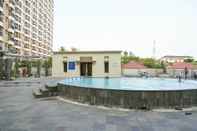 Swimming Pool Compact Studio Apartment at Margonda Residence 2