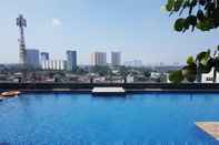 Swimming Pool Fabulous Studio Apartment at Tree Park City Cikokol