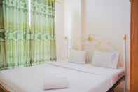 Kamar Tidur Homey and Simple 2BR at The Medina Apartment