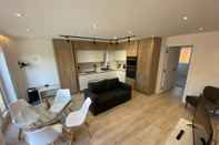 Common Space Amazing 2 Bed 2 Bath Flat