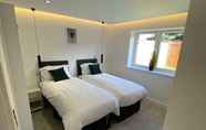 Bedroom 4 Amazing 2 Bed 2 Bath Flat