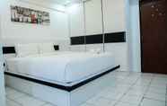 Kamar Tidur 5 Comfort Studio Kebagusan City Apartment