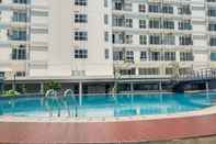 Swimming Pool Best Price Studio at Casa De Parco Apartment