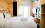 Kamar Tidur 3 Compact and Cozy Studio Apartment Green Pramuka City