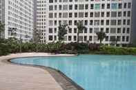 Swimming Pool Contemporer Studio Apartment M-Town Residence near Summarecon Mall Serpong