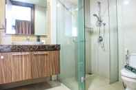 In-room Bathroom Elegant 1BR at Kemang Mansion Apartment