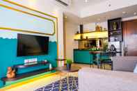 Bar, Kafe dan Lounge Elegant 2BR Apartment at M-Town Signature near Shopping Mall