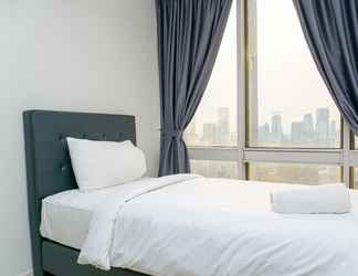 Kamar Tidur 2 Stunning 2BR at The Empyreal Condominium Epicentrum Apartment