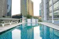 Kolam Renang Modern Furnished 2BR at The Empyreal Condominium Epicentrum Apartment