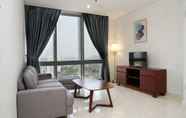 Ruang untuk Umum 2 Modern and Comfortable 2BR at The Empyreal Condominium Epicentrum Apartment