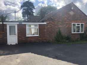 Exterior 4 2bed Room Small Annex Furnished in High Wycombe