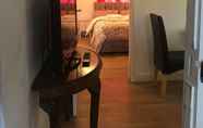 Bedroom 3 2bed Room Small Annex Furnished in High Wycombe