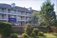 Exterior InTown Suites Extended Stay Louisville KY - Wattbourne Lane