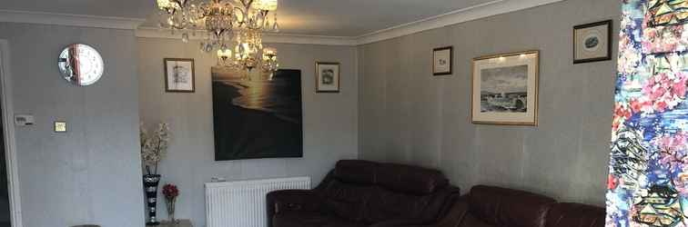ล็อบบี้ Lovely 3-bed House in Farnham Royal Slough