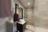 In-room Bathroom The Secret to Enjoying Your Traditional Holiday Cottage, Nicosia Cottage 1004