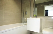 In-room Bathroom 6 En-suite Room Kings Cross - 7