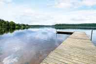 Kolam Renang Holiday Home in Håcksvik