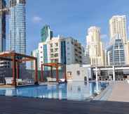 Swimming Pool 4 Remarkable Value Studio Apartment In Unbeatable Location!