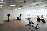 Fitness Center Rustic And Vibrant Studio Apartment In Downtown Dubai
