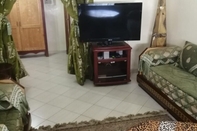 Ruang Umum Well Furnished Apartment in City Center