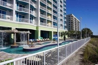 Swimming Pool Towers On The Grove Condo