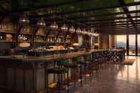 Bar, Cafe and Lounge Sheraton Hong Kong Tung Chung Hotel