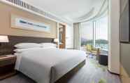 Kamar Tidur 5 Sheraton Hong Kong Tung Chung Hotel