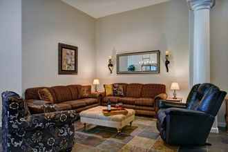 ล็อบบี้ 4 Custom Home! 2+ Acres True Indoor-outdoor Living!