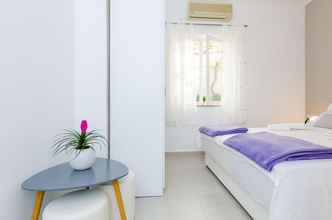 Bedroom 4 Rooms Batina