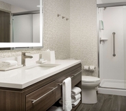 Bilik Mandi dalam Bilik 4 Home2 Suites Polaris Columbus, OH