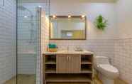 Toilet Kamar 2 Modern 2 Bedroom Townhouse MST2