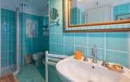 In-room Bathroom 7 Italianway - Fontanelle 34