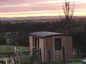 Exterior 4 Stunning Shepherds Hut Rural Bliss Dumfries