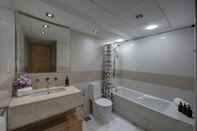 In-room Bathroom bnbme 1B-ParkIsland-2906