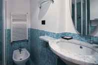 In-room Bathroom Italianway - Marsala 11
