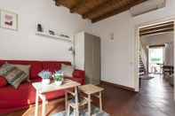 Ruang Umum Salomone Apartments by Wonderful Italy - 8